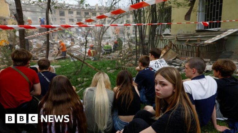 TRUMP critics the deadly Russians missiles Strikes on Kyiv.&nbsp;
