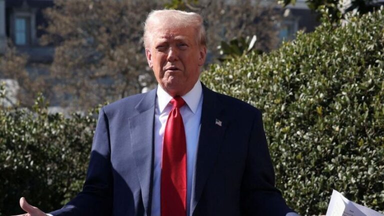 Trump Warns Iran: Make a Deal Before “Nothing Is Left” Amid Escalating Mideast Tensions