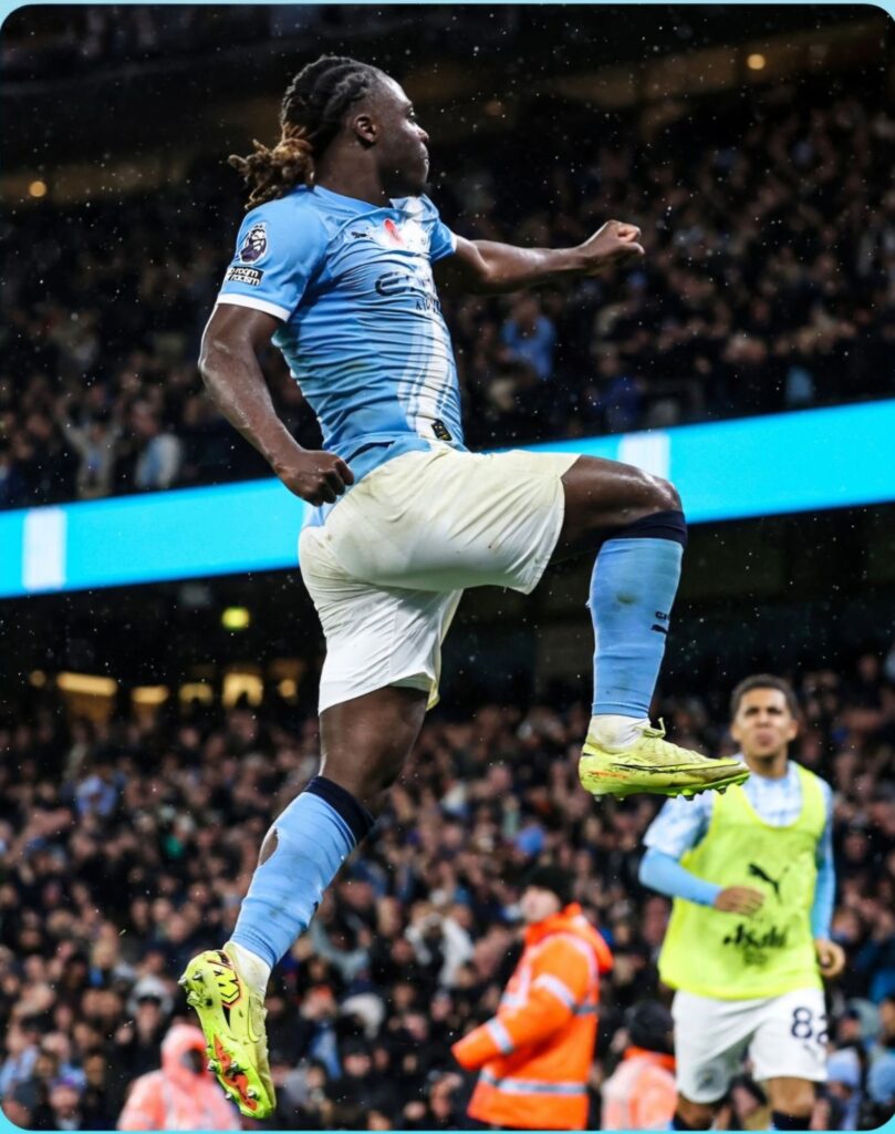 img 20251109 212252 79114788102100992752280