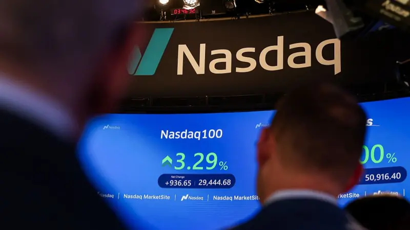 Elon Musk Becomes World's First Trillionaire as SpaceX Makes Historic Stock Market Debut 2 image 8